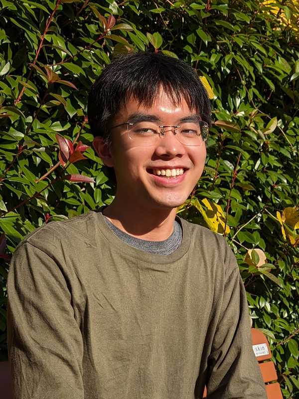 東口 怜弘 の写真